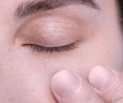 eyes_ 417x350_2